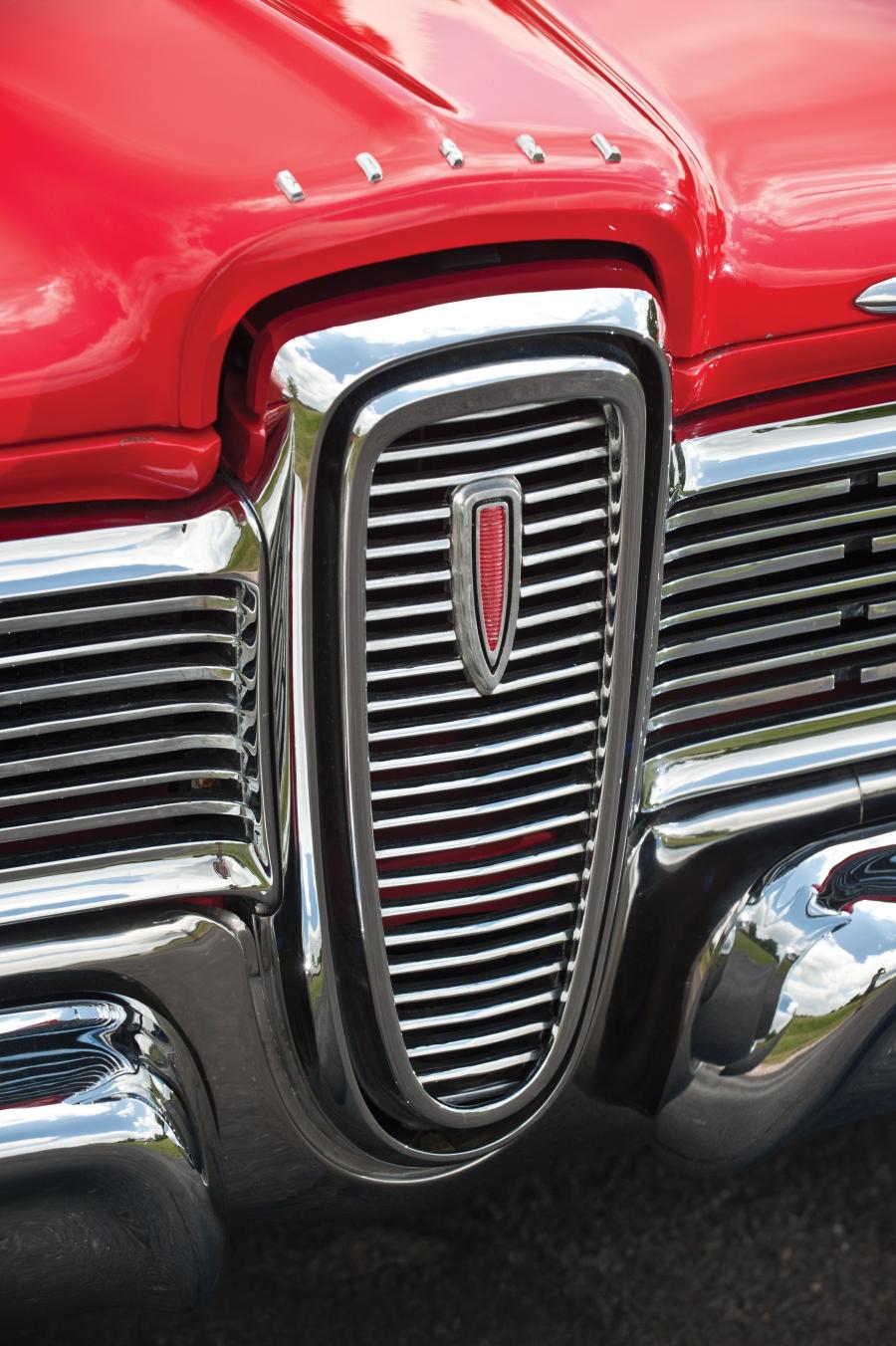 Детали экстерьера Edsel Corsair Convertible 1959 года  (фото 69 из 82)